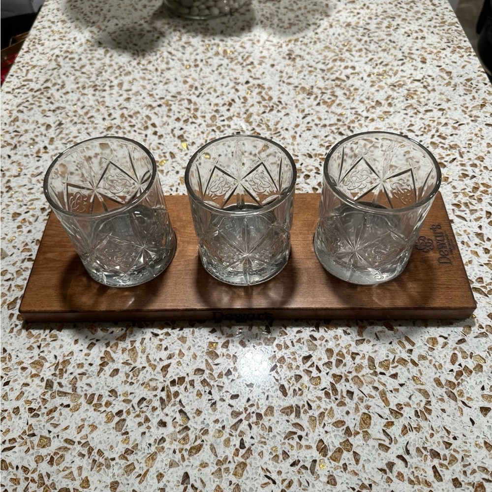 DEWAR’S SCOTCH WHISKEY Celtic Glasses Embossed Trefoil Truth Knot 10 oz Set of 3